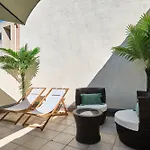 Bel Climatise Avec Terrasse Au Centre-ville De דירה נרבון